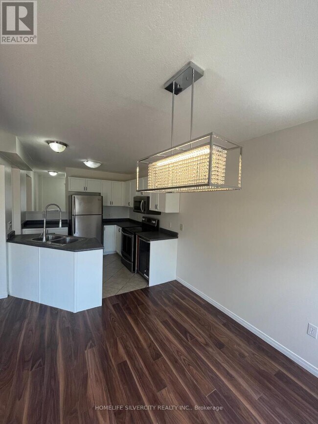 Building Photo - 136 Prosperity Dr