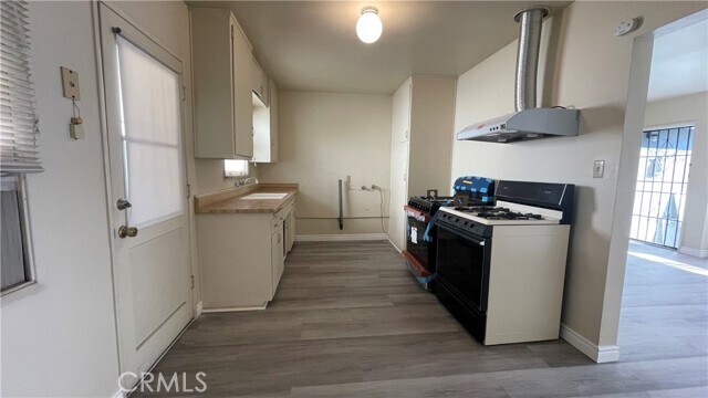 Building Photo - 6030 Temple City Blvd