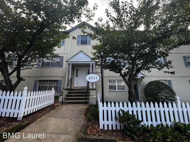 Building Photo - 2 br, 2 bath House - 4511 Romlon St  Unit 303
