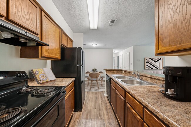 Foto del edificio - Rolling Meadows Apartments - Tax Credit