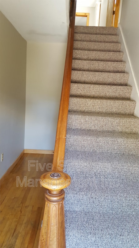 Building Photo - 80 Chase St