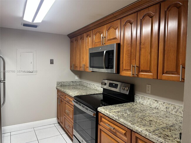 Building Photo - 7965 SW 86th St