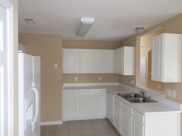 Foto del edificio - 12535 Cumberland Crest Dr