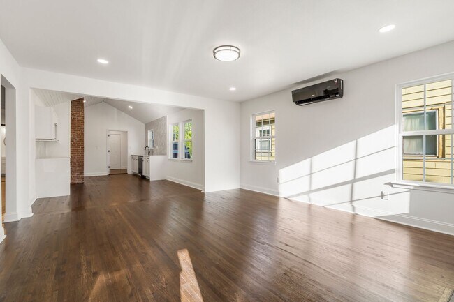 Foto del edificio - Stunning 2 Bedroom 2 Bath in the heart of Tulsa!