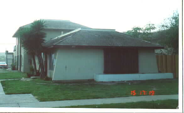 Building Photo - 4911-4917 Terrace Ave