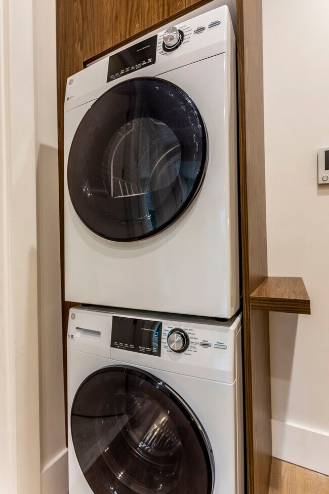 Foto del edificio - 164 S 3rd St