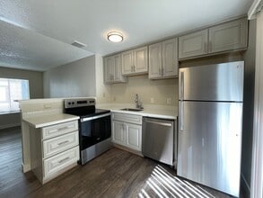 Building Photo - 2113 O St