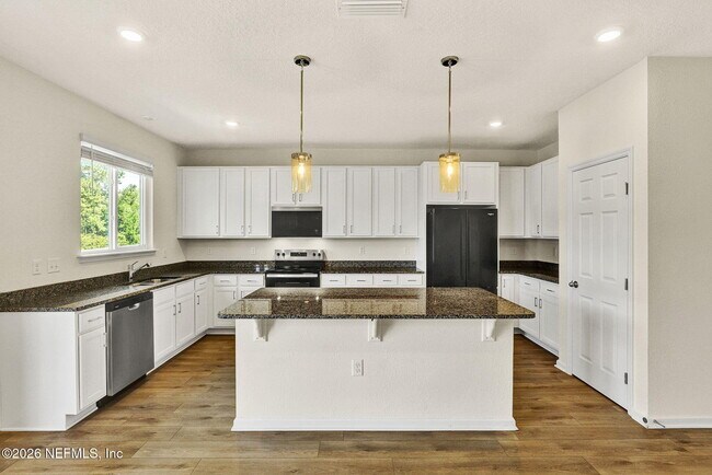 Foto del edificio - 11321 Panther Lake Ct