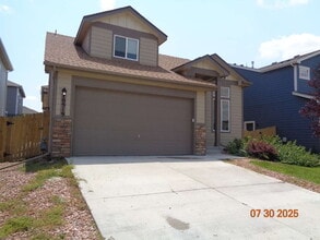 Building Photo - 10919 Zealand Dr