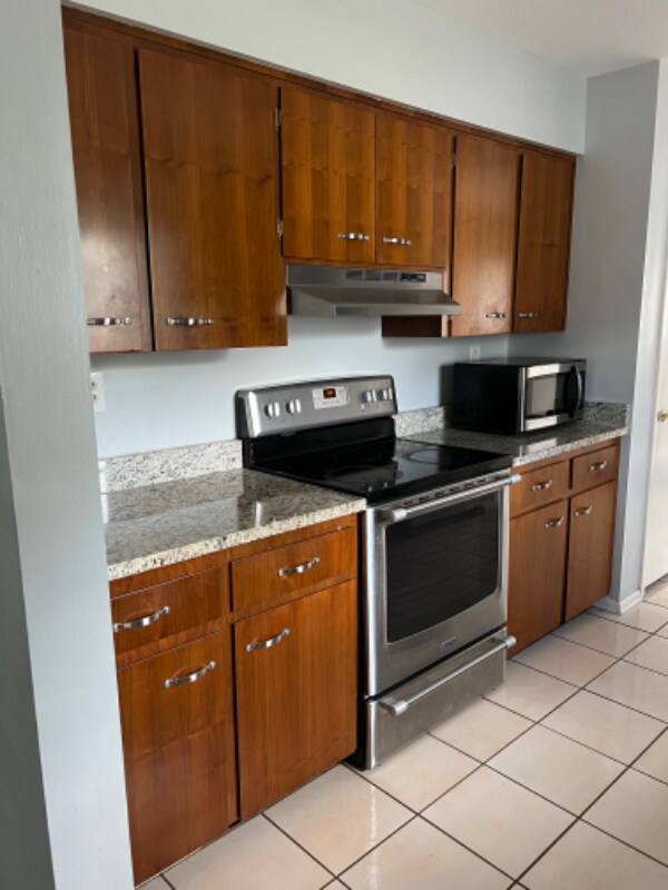 Foto del edificio - 615 W Pipkin Rd