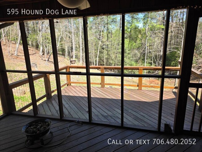 Building Photo - 595 Hound Dog Ln