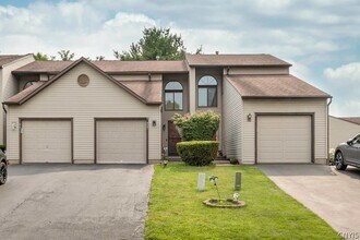 Building Photo - 8457 Bubbling Springs Dr