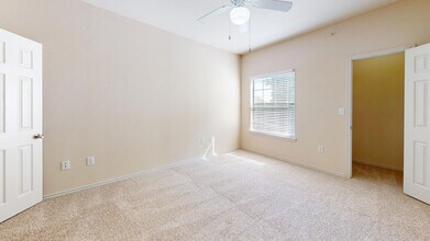 Interior Photo - Lakeline Villas