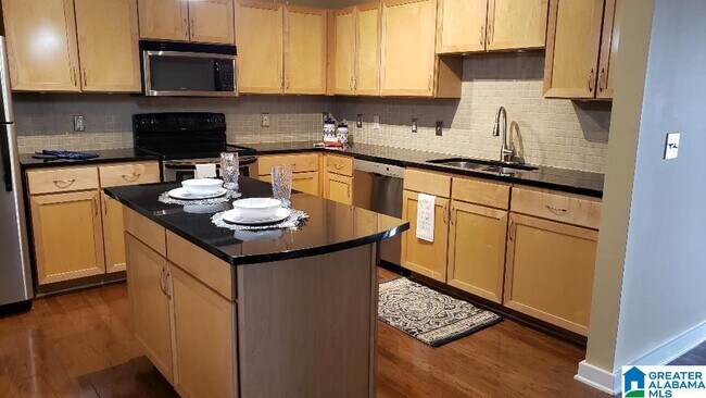 Foto del edificio - 401 20th St S