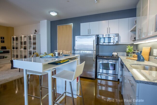 Photo - 30 Caldwell St Apartments