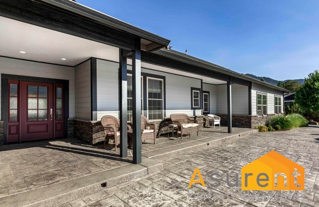 Foto del edificio - Peaceful Country Living- 3 Bedroom- 3 Full Bathroom Home in Rogue River