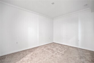 Building Photo - 43060 Greenway Blvd