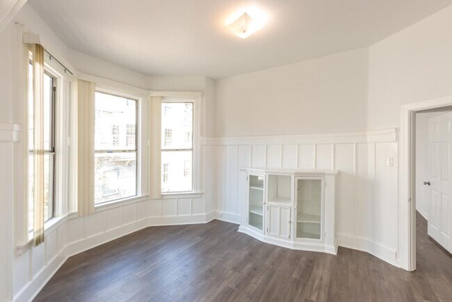 Building Photo - 128 Duboce Ave
