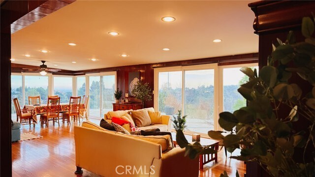 Foto del edificio - 2334 Valle Dr