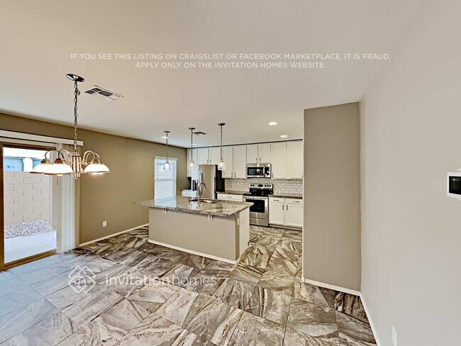 Building Photo - 16633 W Culver St