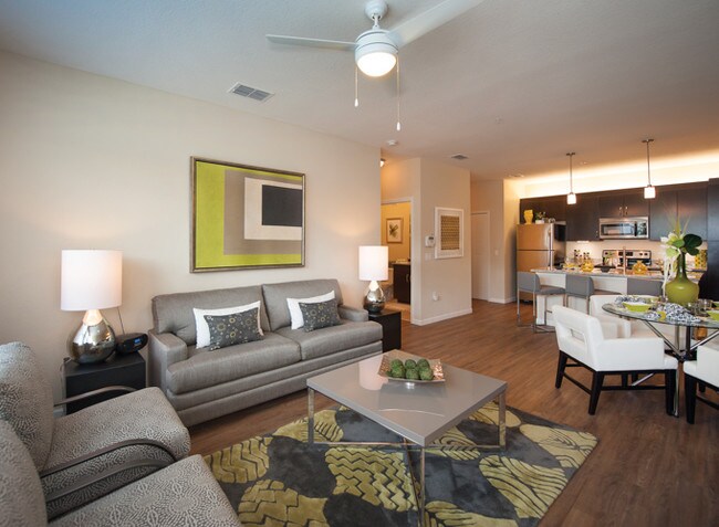 Foto del edificio - 11354 Silverlake Park Dr