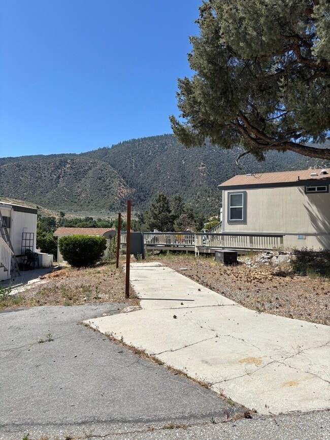 Building Photo - 2801 Johnson Rd