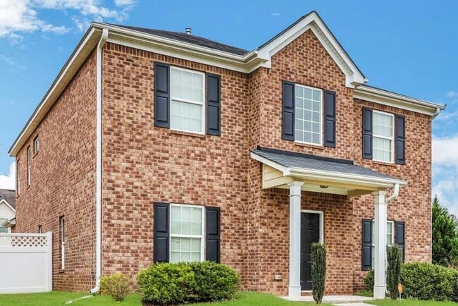 Building Photo - 709 Armitage Way