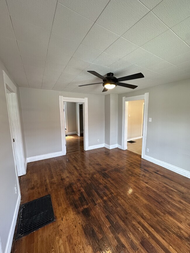 Foto del edificio - 2703 S Walnut St