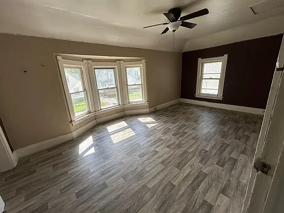 Building Photo - 932 Forsythe St