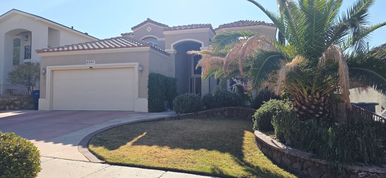 Foto principal - Stunning 4 bedroom, 2.5 bath home in West El Paso!