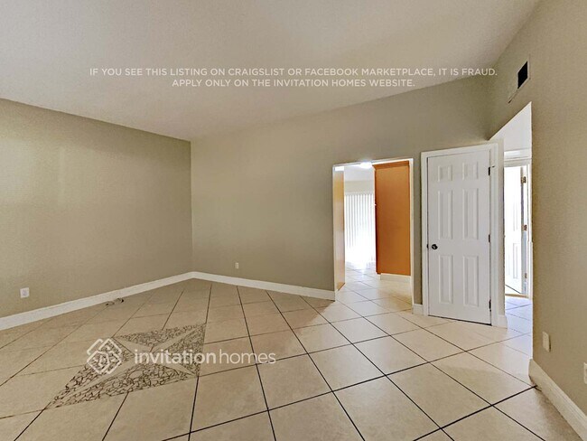 Building Photo - 4415 Hood Ave