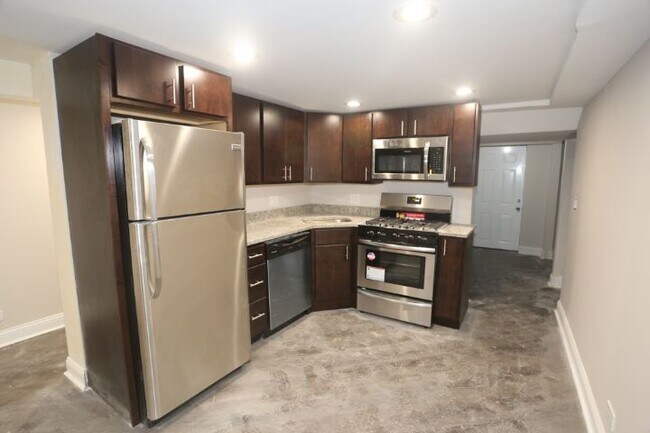 Foto del edificio - Appealing 1 Bedroom, 1 Bath in Lakeview (R...