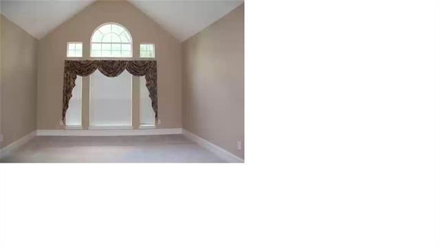 Building Photo - 3113 Buena Vista Dr