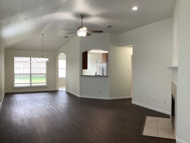 Building Photo - 3709 Breckenridge Dr