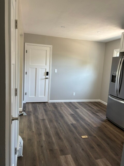 Front door into kitchen area - 863 S Silver Lake St
