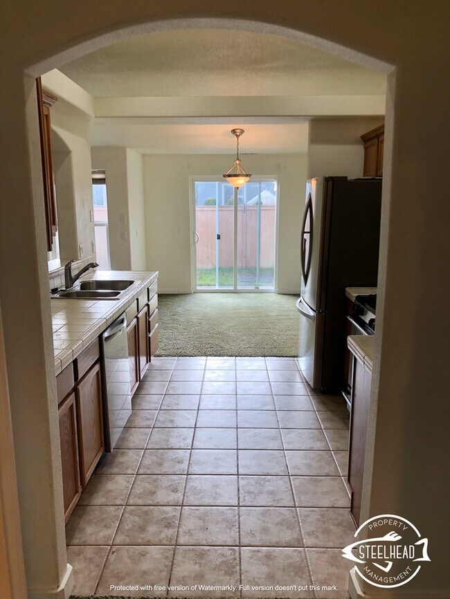 Foto del edificio - 3790 Somerset Ave NE