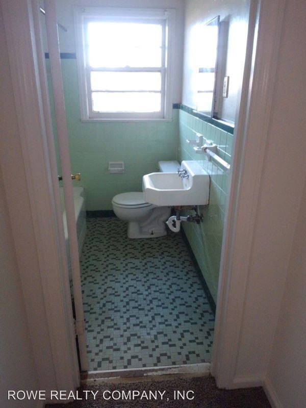 Foto del edificio - 3 br, 2 bath House - 4045 ST. MARY'S ROAD