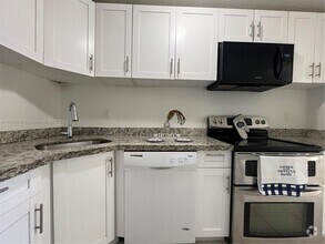 Building Photo - 15260 SW 80th St