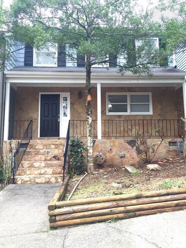 Primary Photo - 1489 Bentley Ln SE