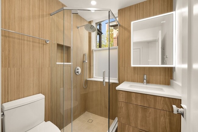 Interior Photo - The Windsor - Kalorama