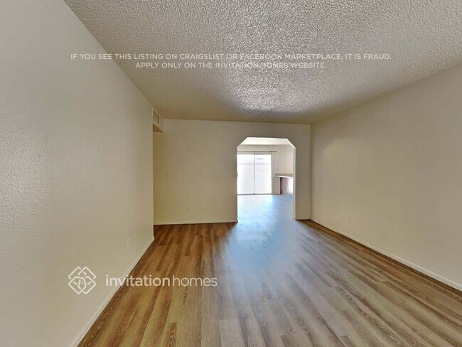 Foto del edificio - 6919 W Vogel Ave
