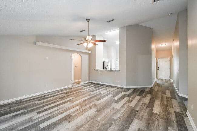 Building Photo - 1223 Summer Springs Drive