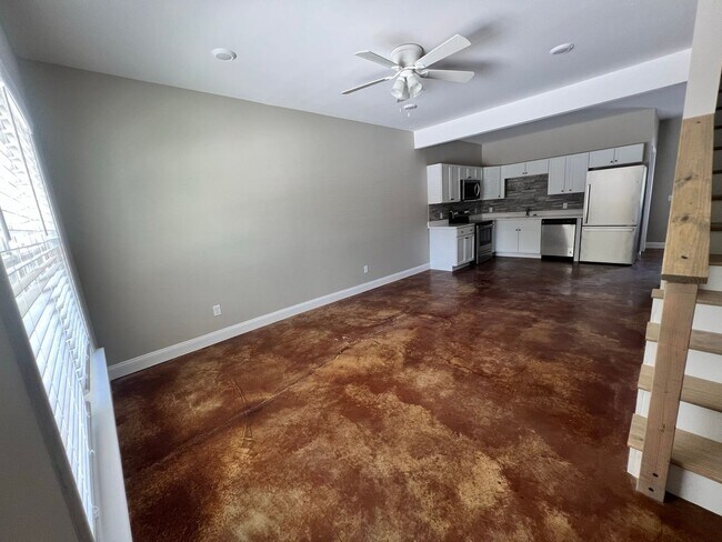 Building Photo - 309 Broad St