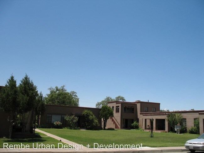 Foto del edificio - 1018-1022 Silver Ave SW