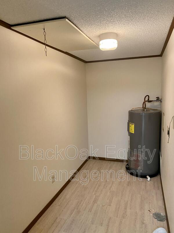 Building Photo - 118 Slate Run