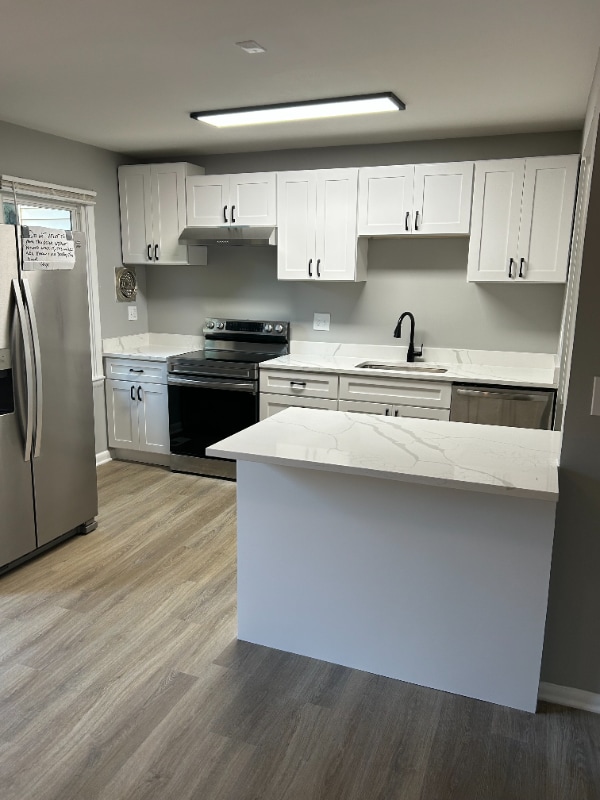 Foto del edificio - 3437 Moultree Pl