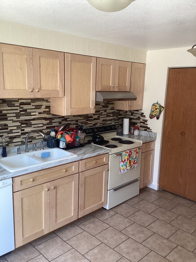 Foto principal - 2702 9th Ave