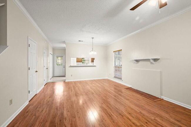 Foto del edificio - 5379 Rosedown Ct