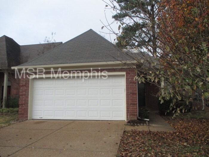 Primary Photo - 925 Abbey Grove Ln