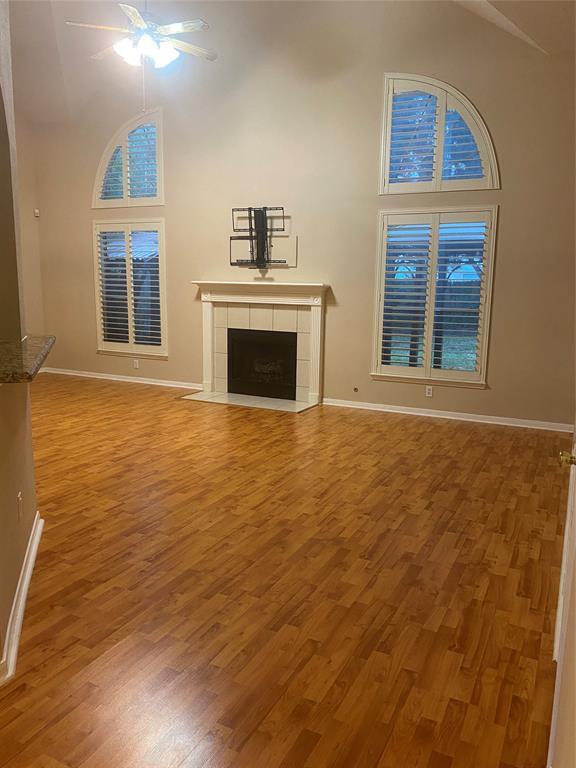 Building Photo - 2114 Winding Hollow Dr